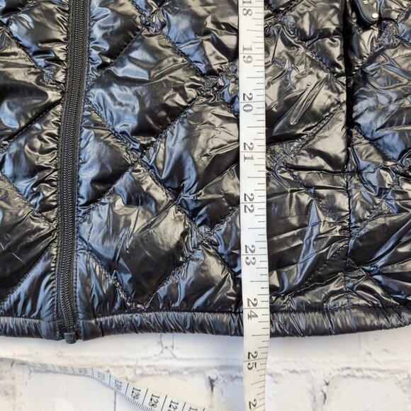 32 Degrees Woman’s Black Shiny puffer jacket size XS full zip - Picture 6 of 15
